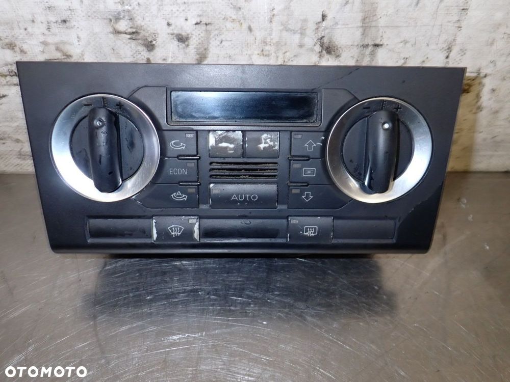 PANEL STEROWANIA NAWIEWU KLIMATYZACJI AUDI A3 8P 2.0 TDI BKD 8P0820043D - 1