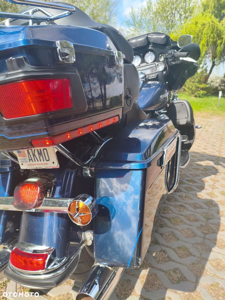 Harley-Davidson FLH Electra Glide - 9