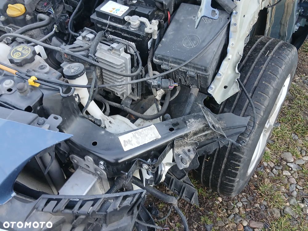 Opel Corsa 1.4 Essentia - 11