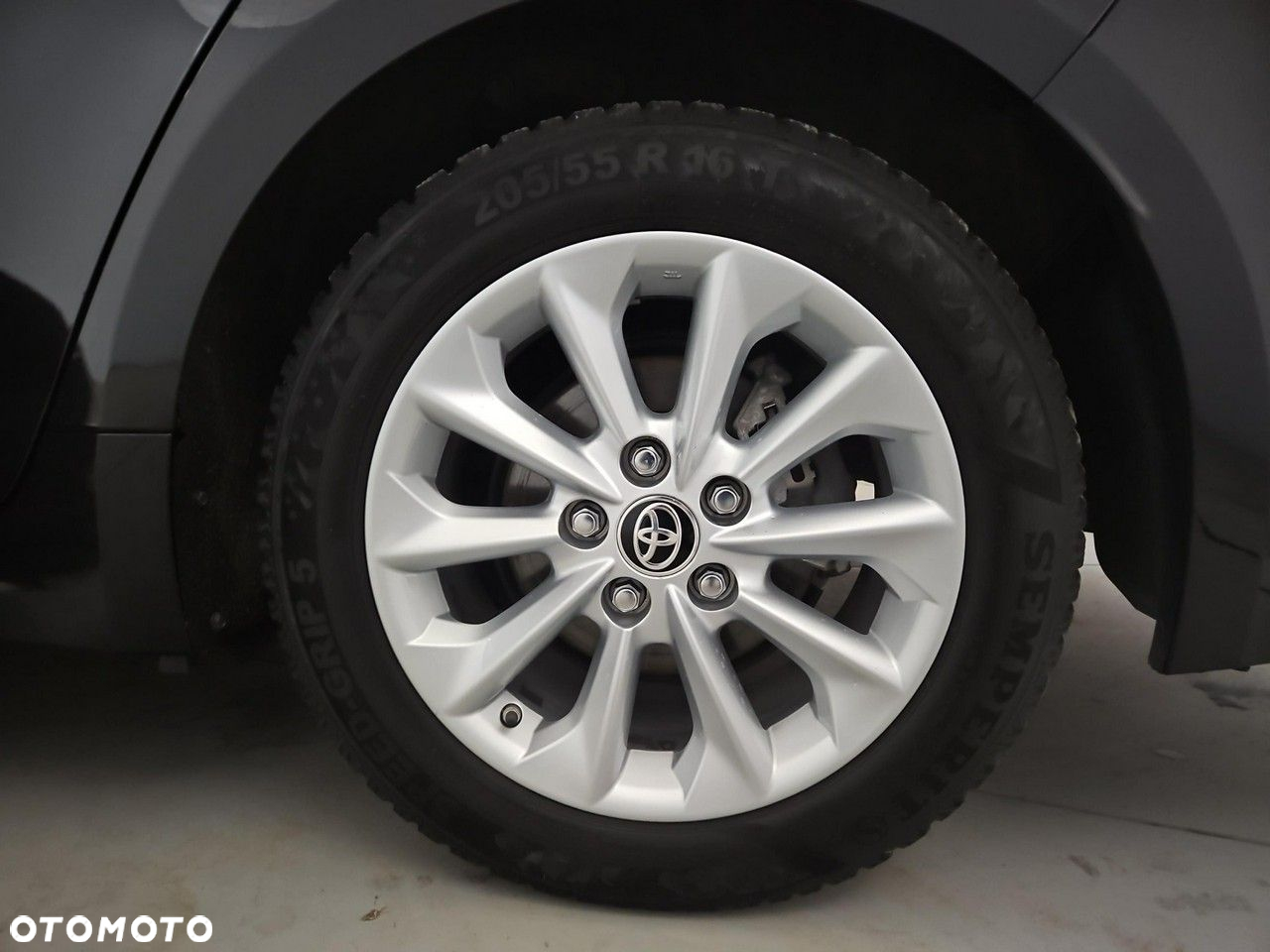 Toyota Corolla 1.6 Comfort - 26