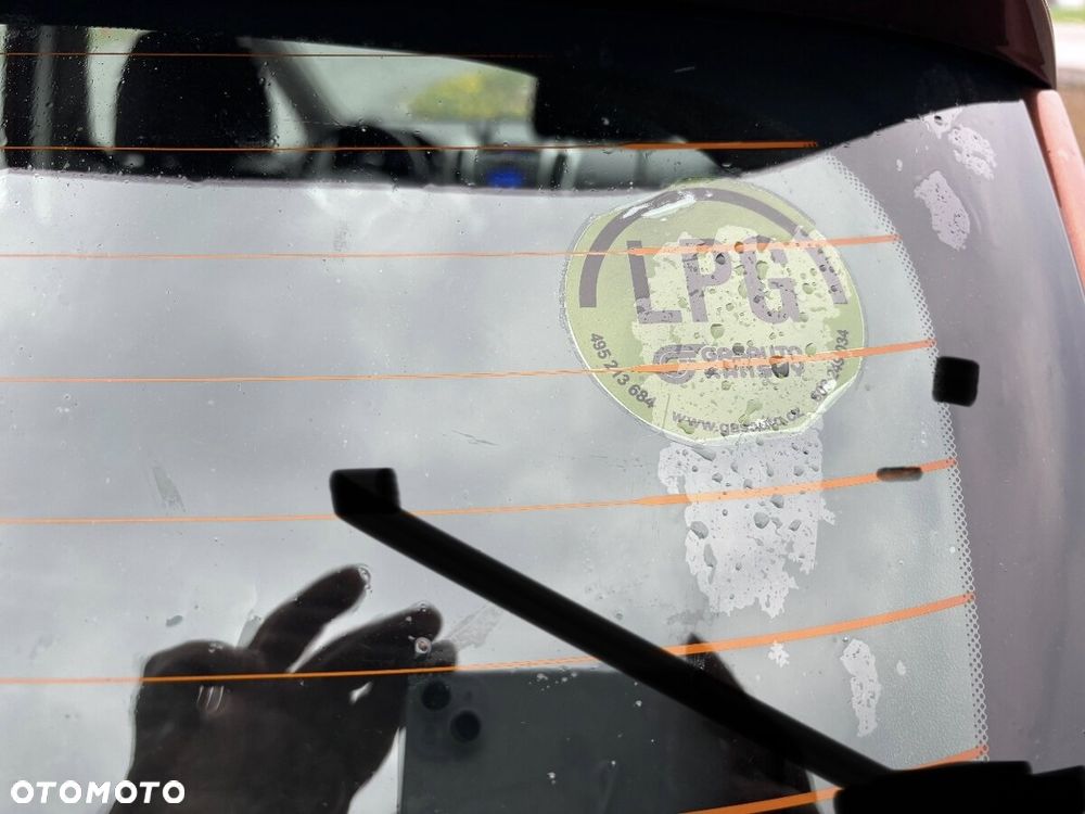 Hyundai ix20 1.4 blue - 8