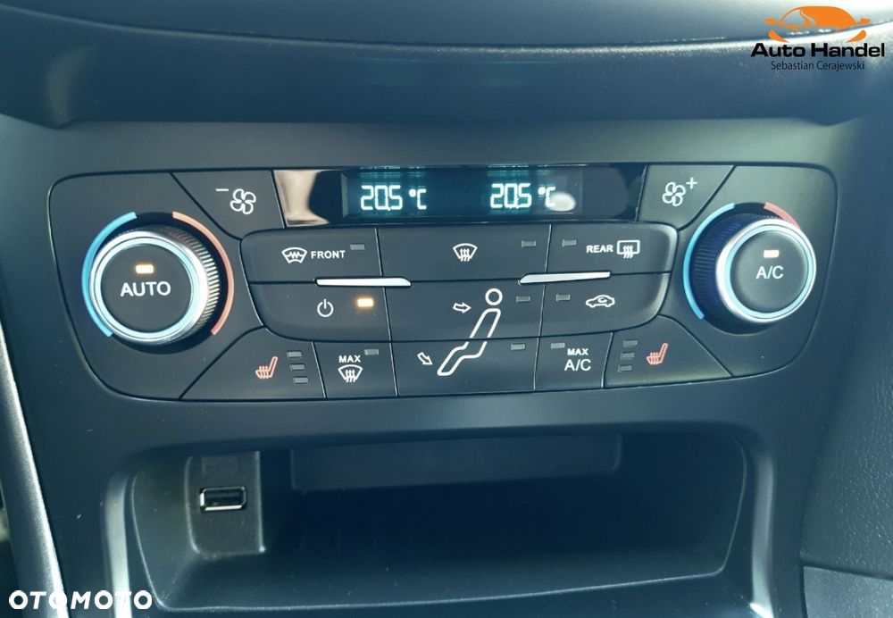 Ford Focus 1.5 EcoBoost STart-Stopp-System ST-LINE - 31