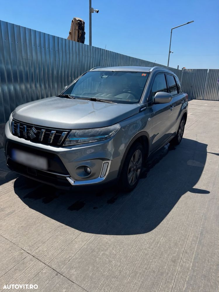 Suzuki Vitara 1.4 Boosterjet AllGrip MHEV Passion - 4