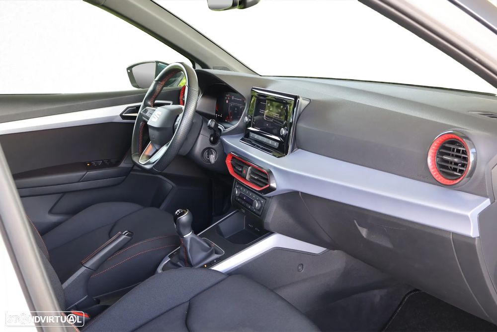 SEAT Arona 1.0 TSI FR - 16