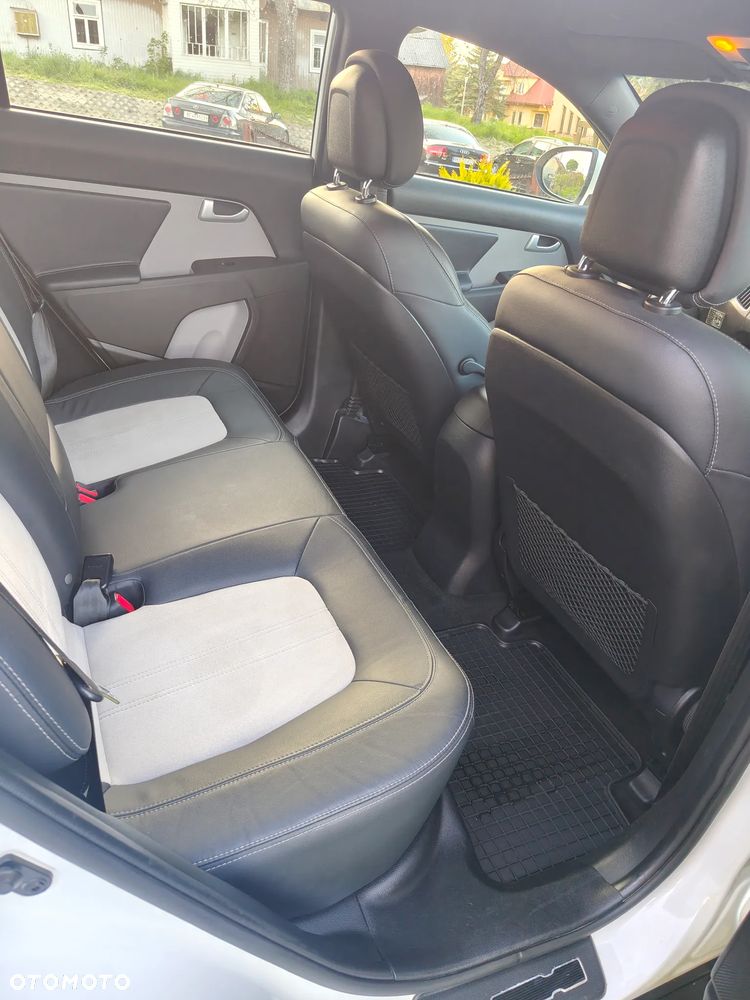 Kia Sportage - 30