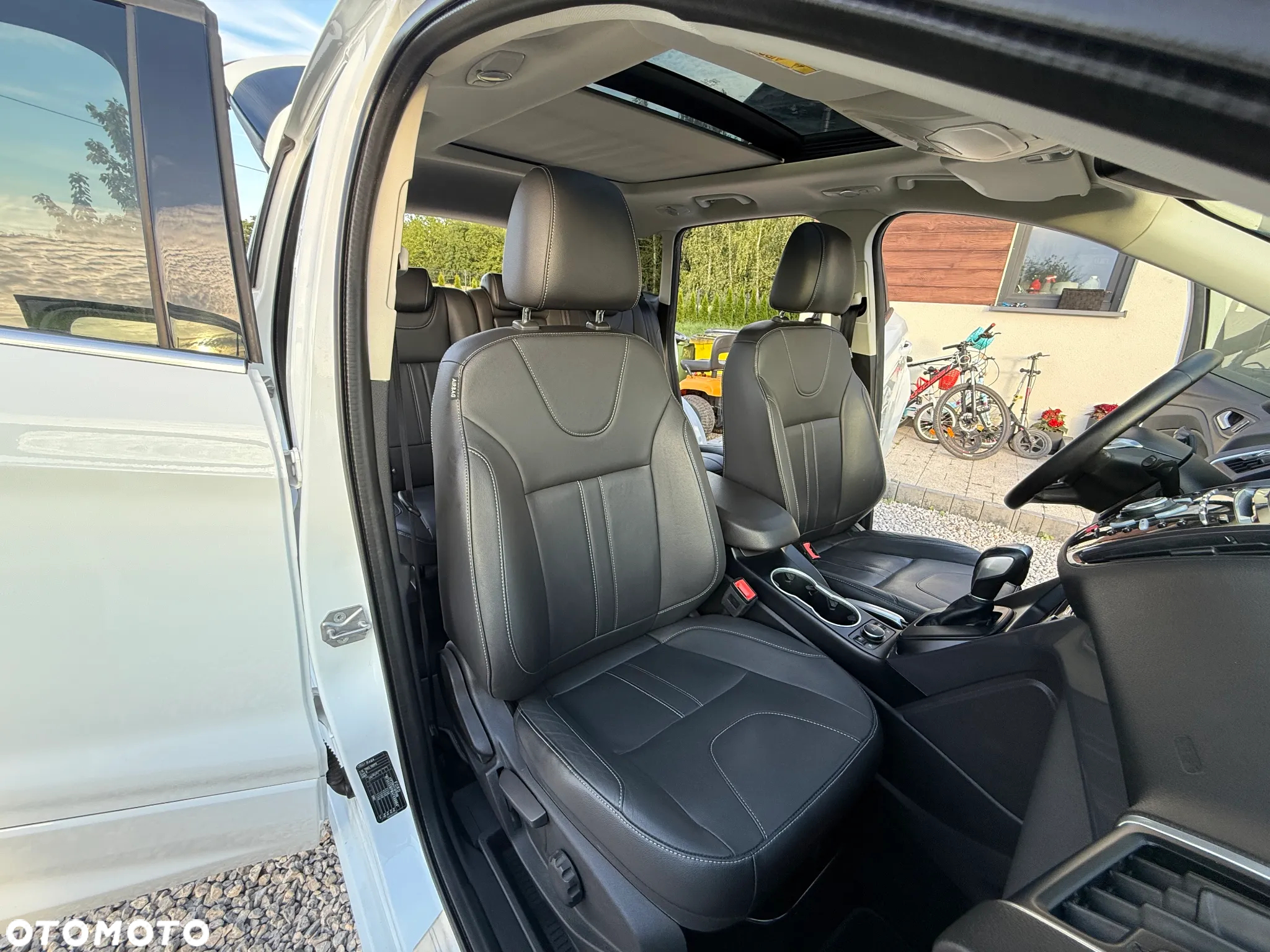 Ford Kuga 2.0 TDCi AWD ST-Line - 22