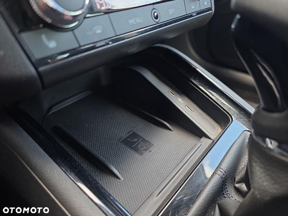 Skoda Kamiq 1.0 TSI Ambition DSG - 26