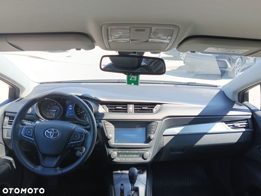 Toyota Avensis 2.0 Premium MS - 2