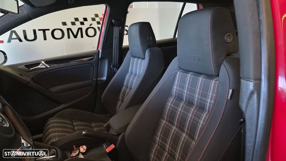 VW Golf 2.0 TSi GTI DSG - 38