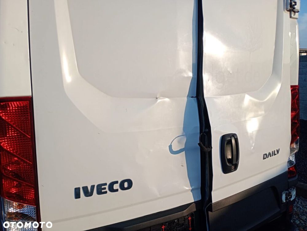 Iveco 35S15 - 14