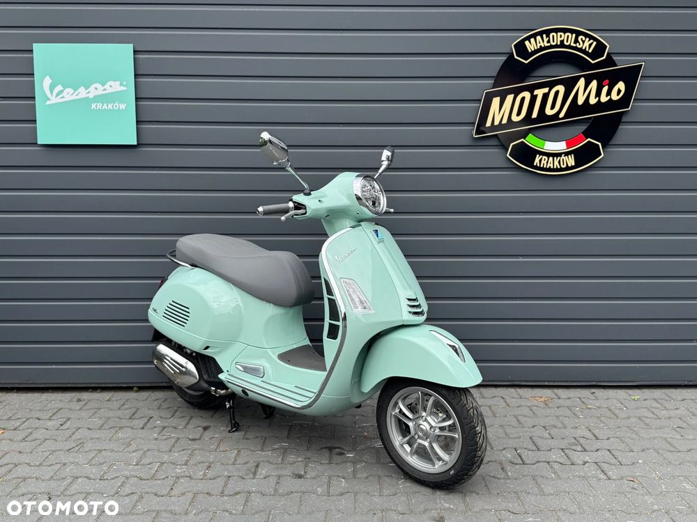 Vespa GTS - 2