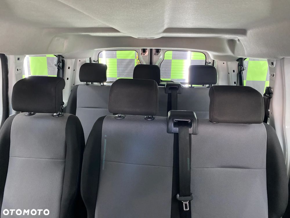 Opel Vivaro M Selection - 8