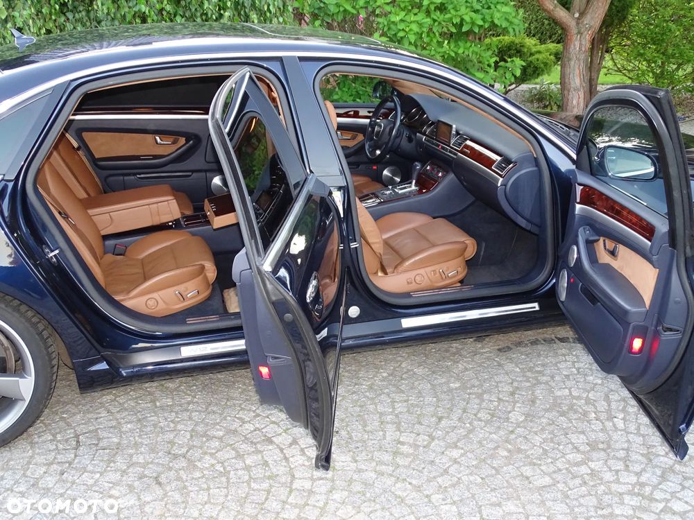 Audi A8 6.0 W12 L Quattro - 38