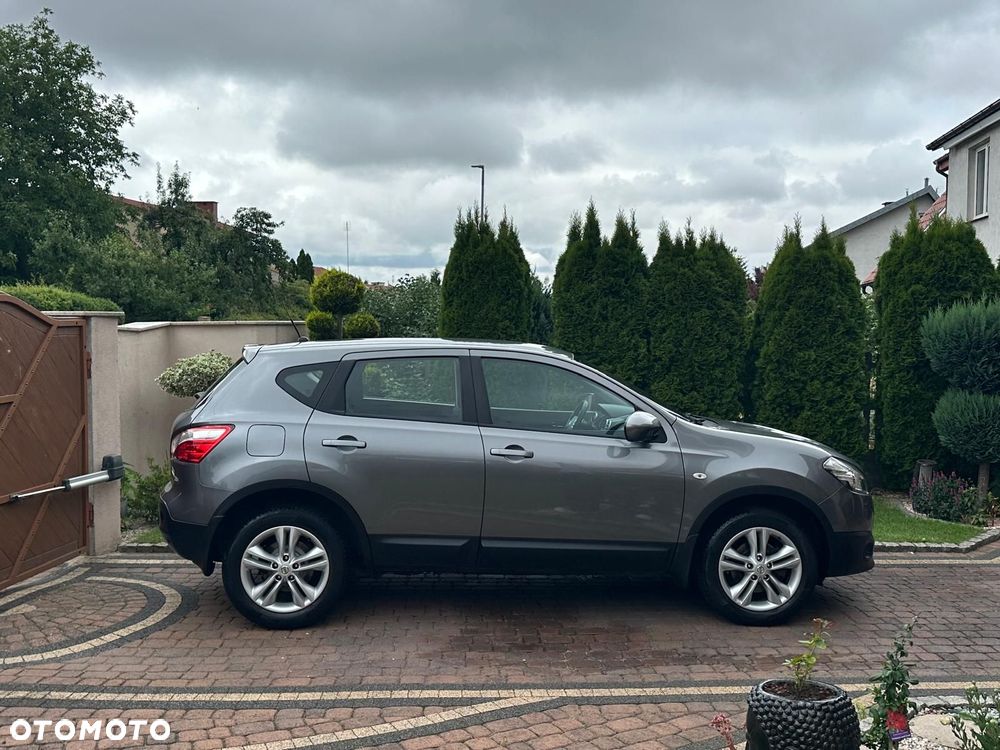 Nissan Qashqai - 16
