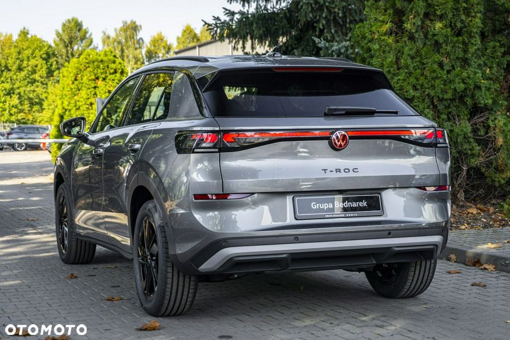Volkswagen T-Roc - 12