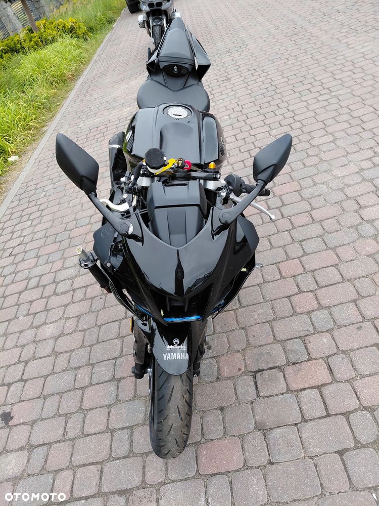 Yamaha R7 - 8