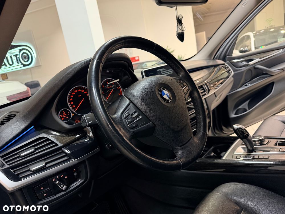 BMW X5 xDrive40d - 23