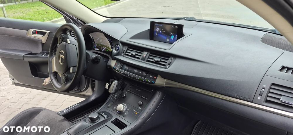 Lexus CT 200h Business - 12