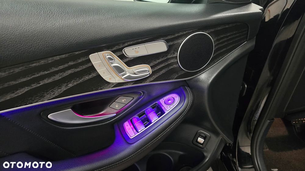 Mercedes-Benz GLC 300 de 4Matic 9G-TRONIC AMG Line Plus - 14