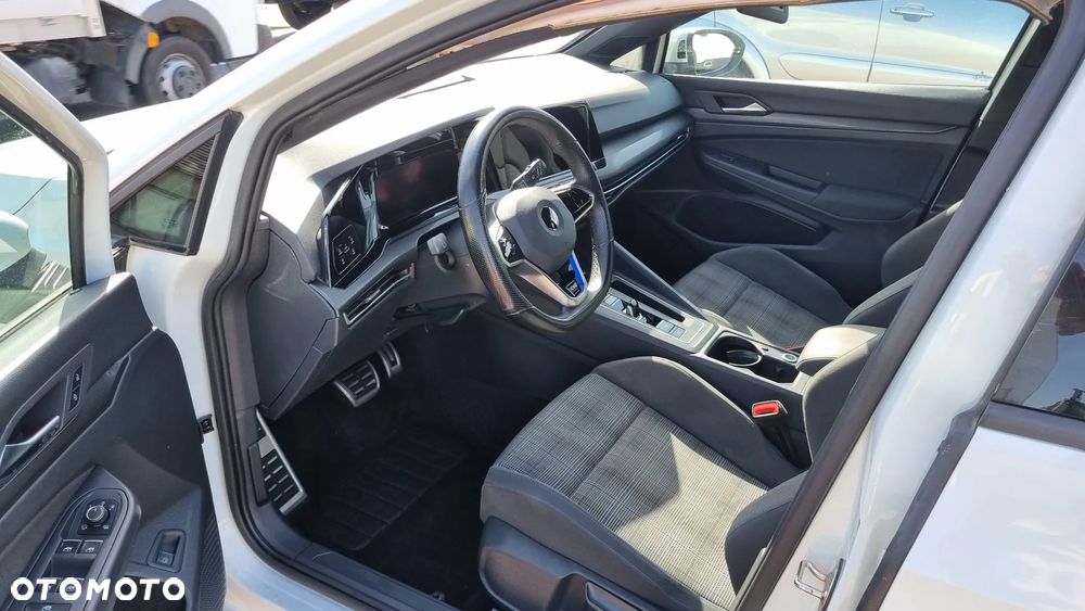 Volkswagen Golf 1.4 eHybrid OPF DSG GTE - 32