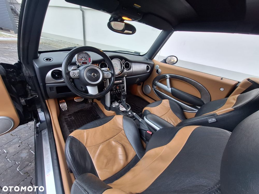 MINI Cooper S Sidewalk - 27