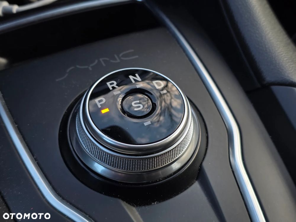 Ford Mondeo - 27