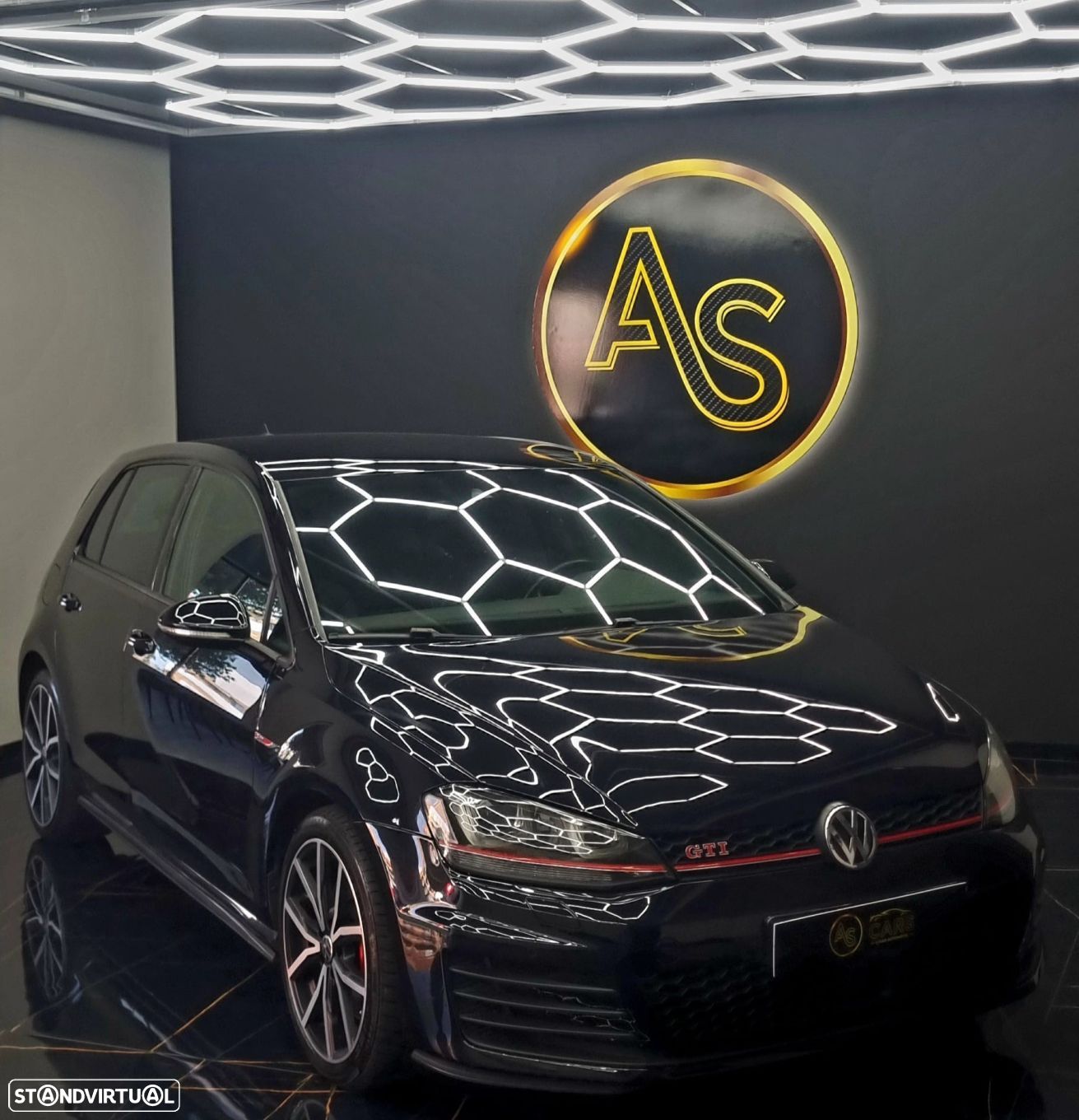 VW Golf 2.0 TSi GTi DSG Performance - 1