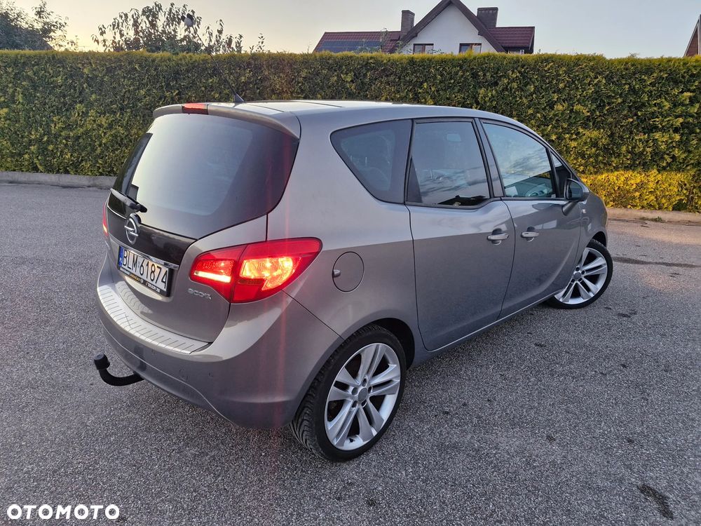 Opel Meriva - 12