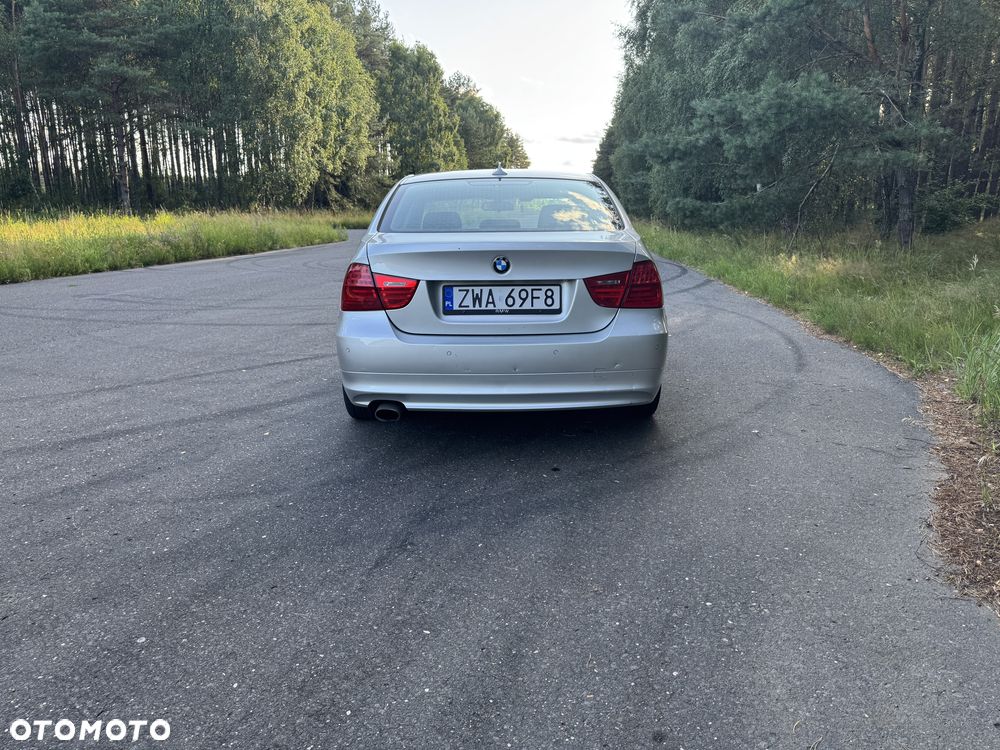 BMW Seria 3 320d - 6