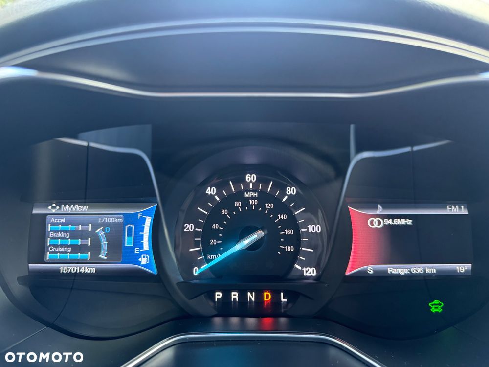 Ford Fusion - 16