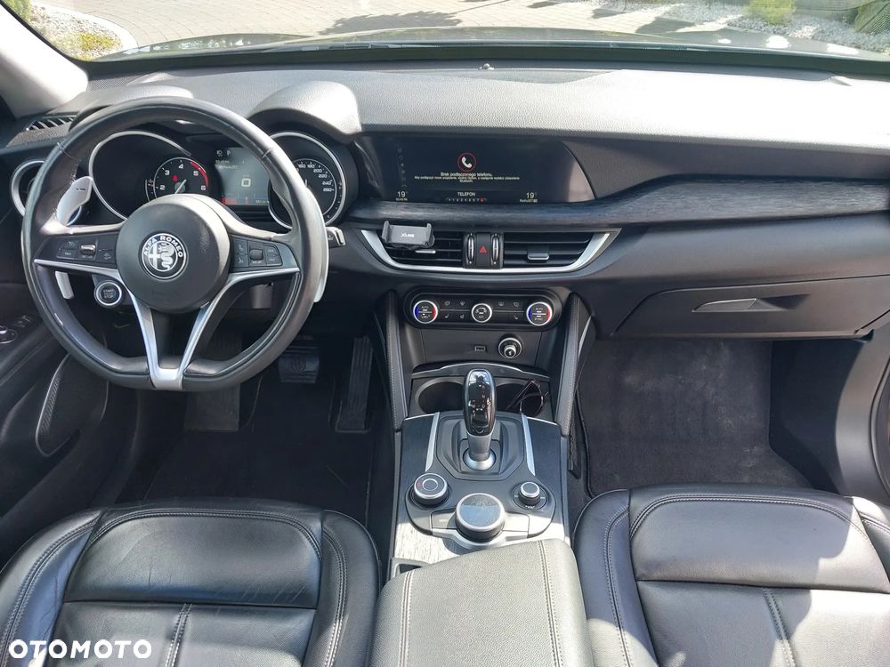 Alfa Romeo Stelvio 2.2 JTDM Super Q4 - 14