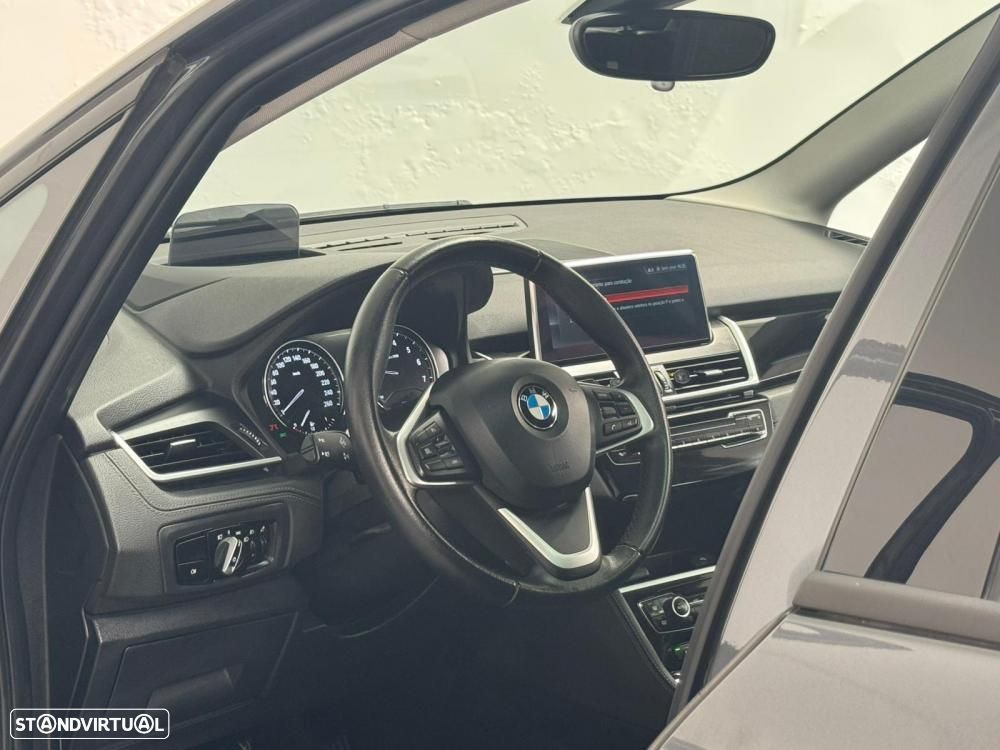 BMW 225xe Active Tourer Line Luxury - 32