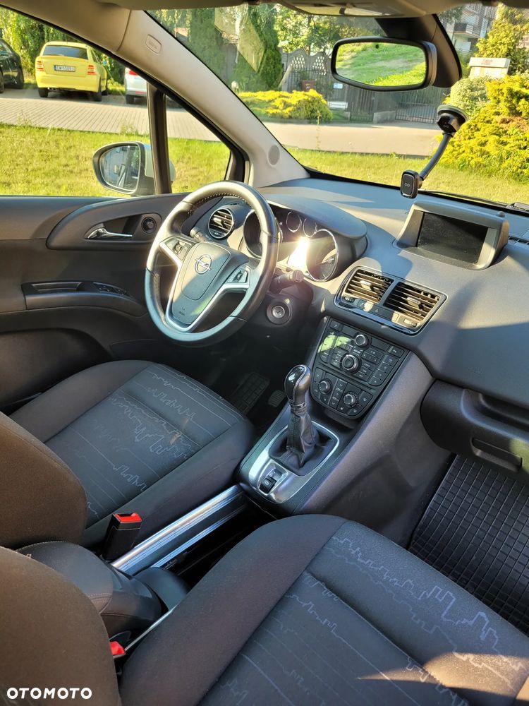 Opel Meriva - 8
