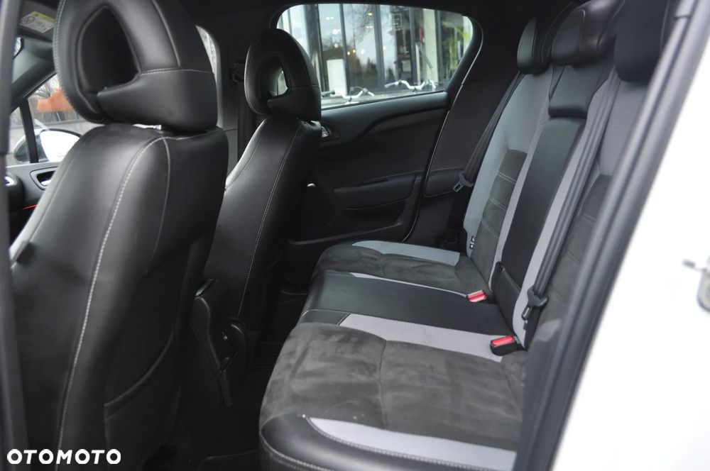 DS Automobiles DS 4 Crossback - 10