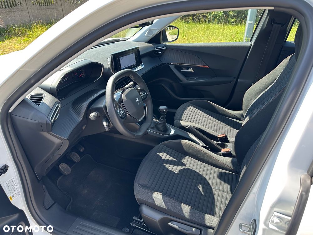 Peugeot 2008 PureTech 100 Allure - 10