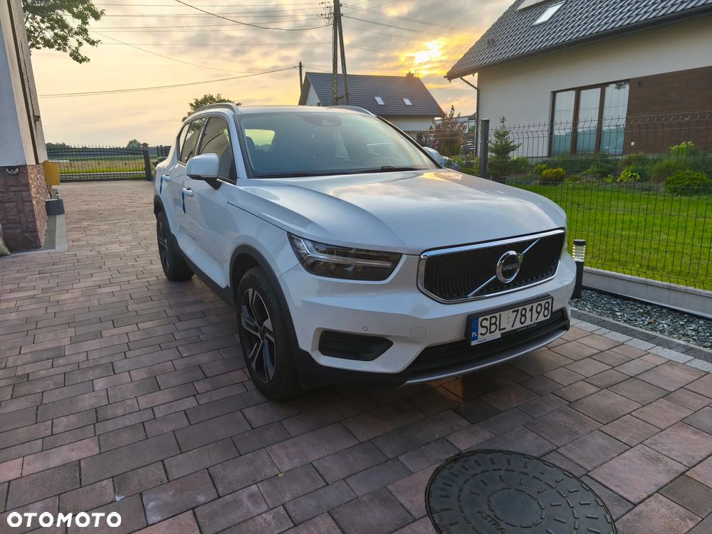 Volvo XC 40 B4 B Momentum - 1