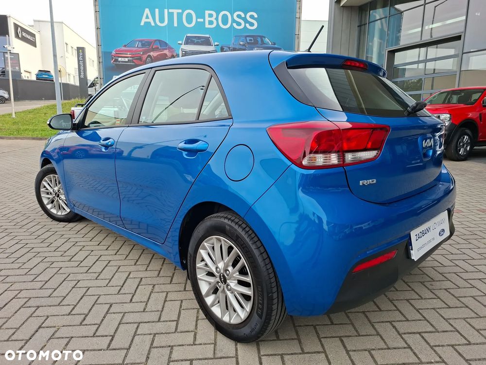 Kia Rio 1.2 L - 11