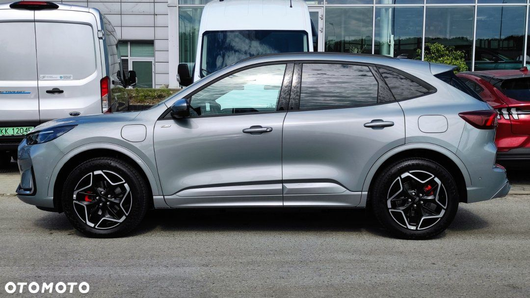 Ford Kuga - 2