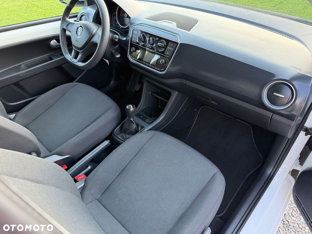 Volkswagen up! Standard - 10