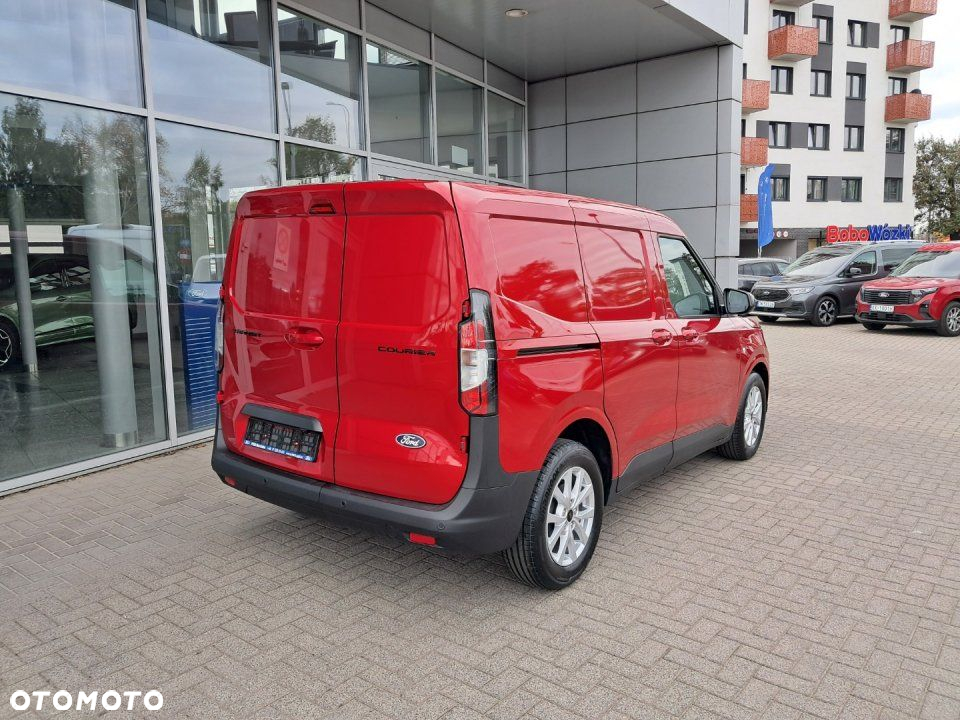 Ford Transit Courier - 7