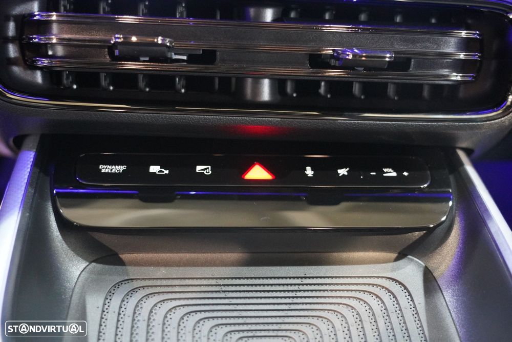 Mercedes-Benz CLA 250+ - 26