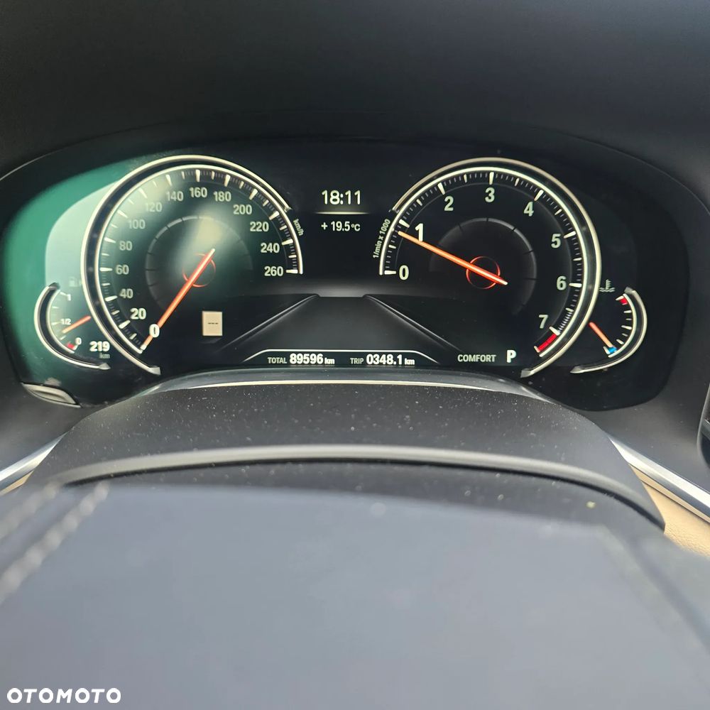 BMW Seria 7 750Li Edition Exclusive - 16