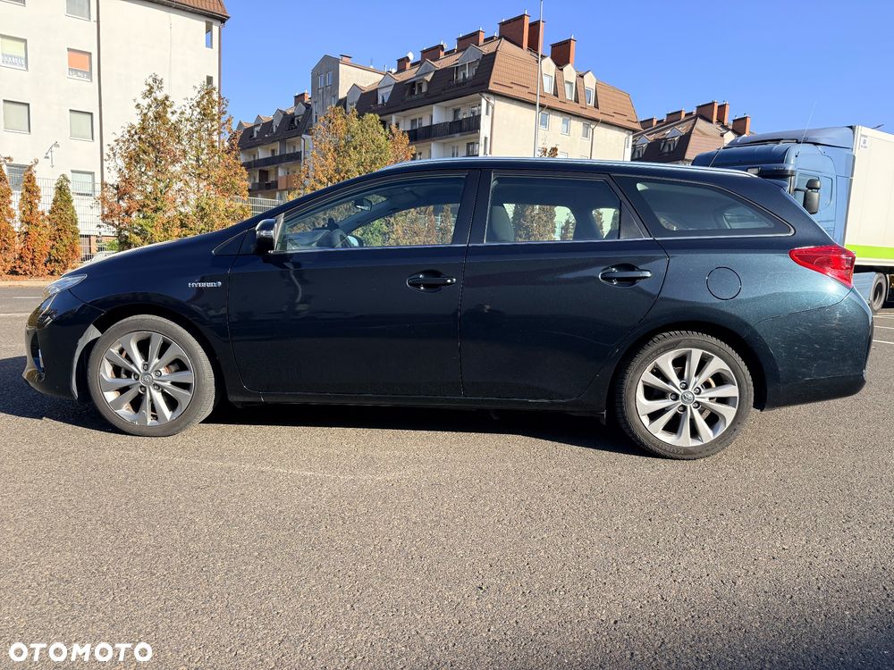 Toyota Auris - 16