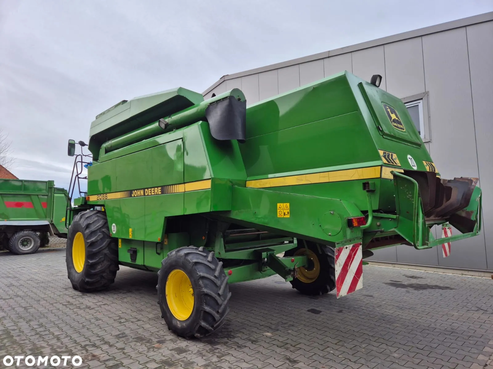 John Deere 2066 - 6