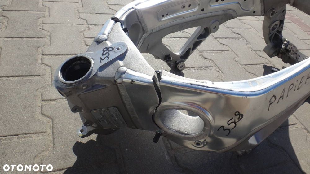 Aprilia Tuono V4 1100 2021R Rama Z Dokumentami - 2