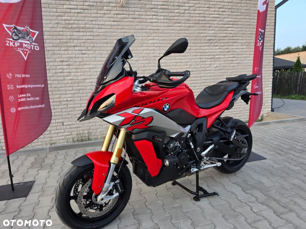 BMW XR - 1