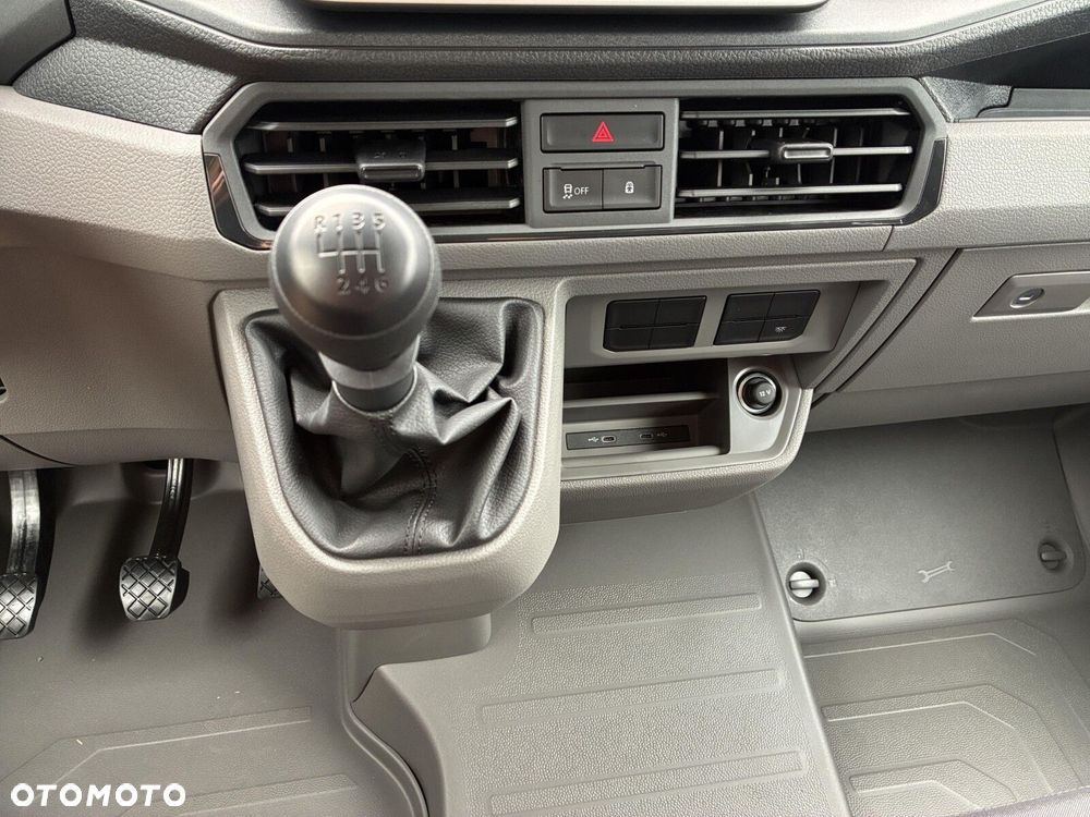 Volkswagen Crafter 35 Brygadówka LONG/L5H3, 2.0 BiTDI 163KM, 4490mm, Wysoki dach, r.o. 4490 mm, manualna 6-biegowa - 31