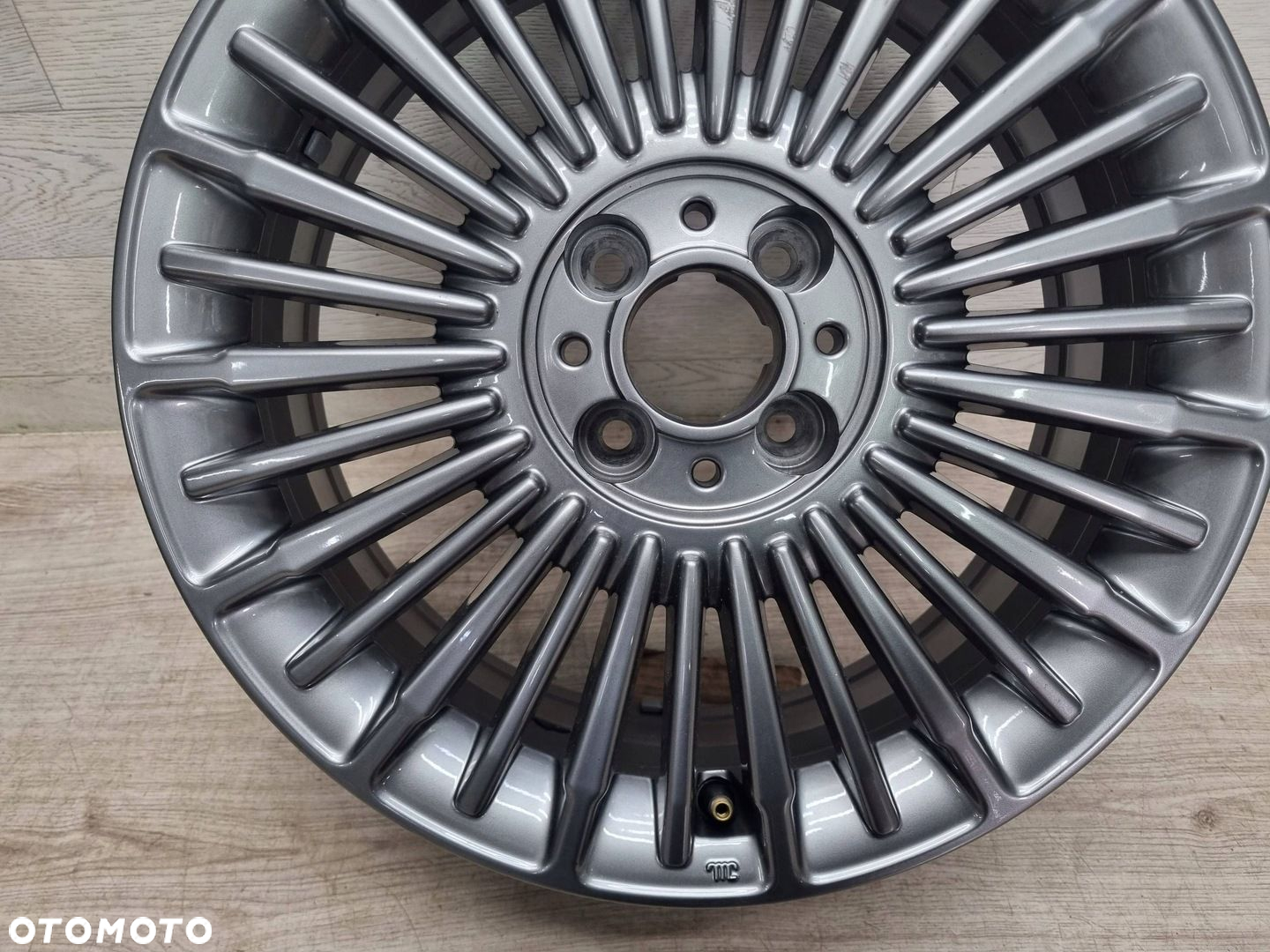 Fiat 500E 2023 Wszystkie Felgi aluminiowe R16 - 8
