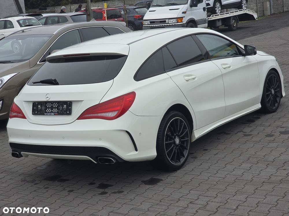 Mercedes-Benz CLA 180 AMG Line - 6