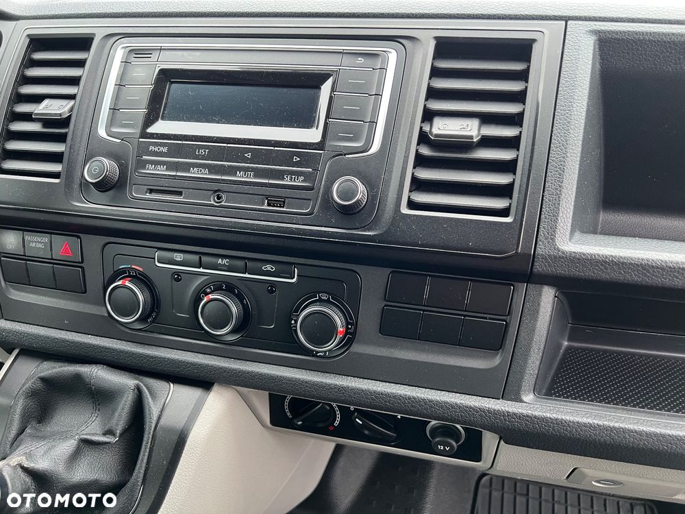 Volkswagen Transporter Brygadówka Doka - 12